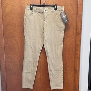 NWT Dickies Perfect Shape Taupe/Khaki Skinny Pants.